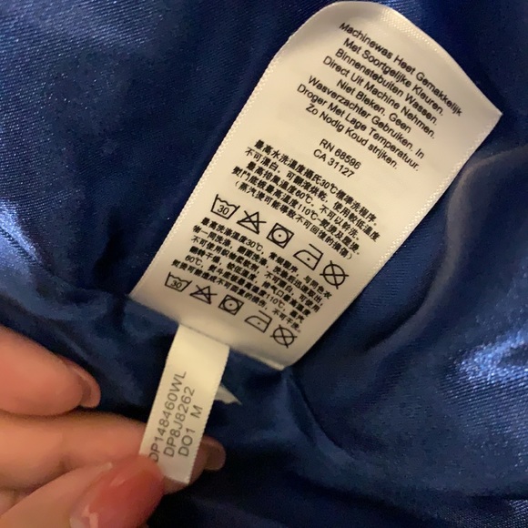 DKNY puffer jacket - Picture 5 of 5